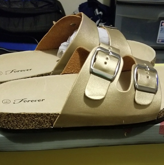 Sandals - Picture 2 of 4